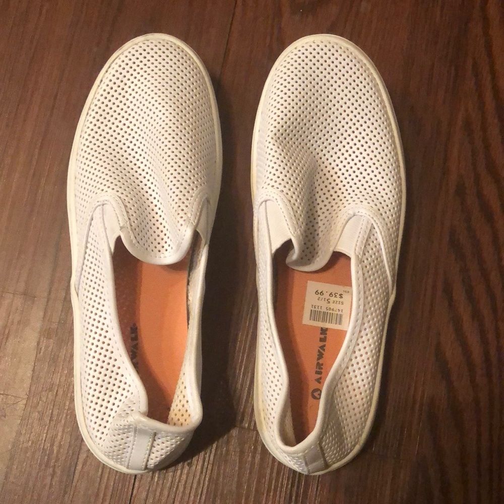 Used Airwalk Flat shoes